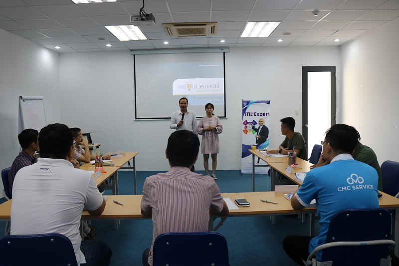 Khai giảng khoá Đào tạo Chiến lược Dịch vụ CNTT tại Hồ Chí Minh